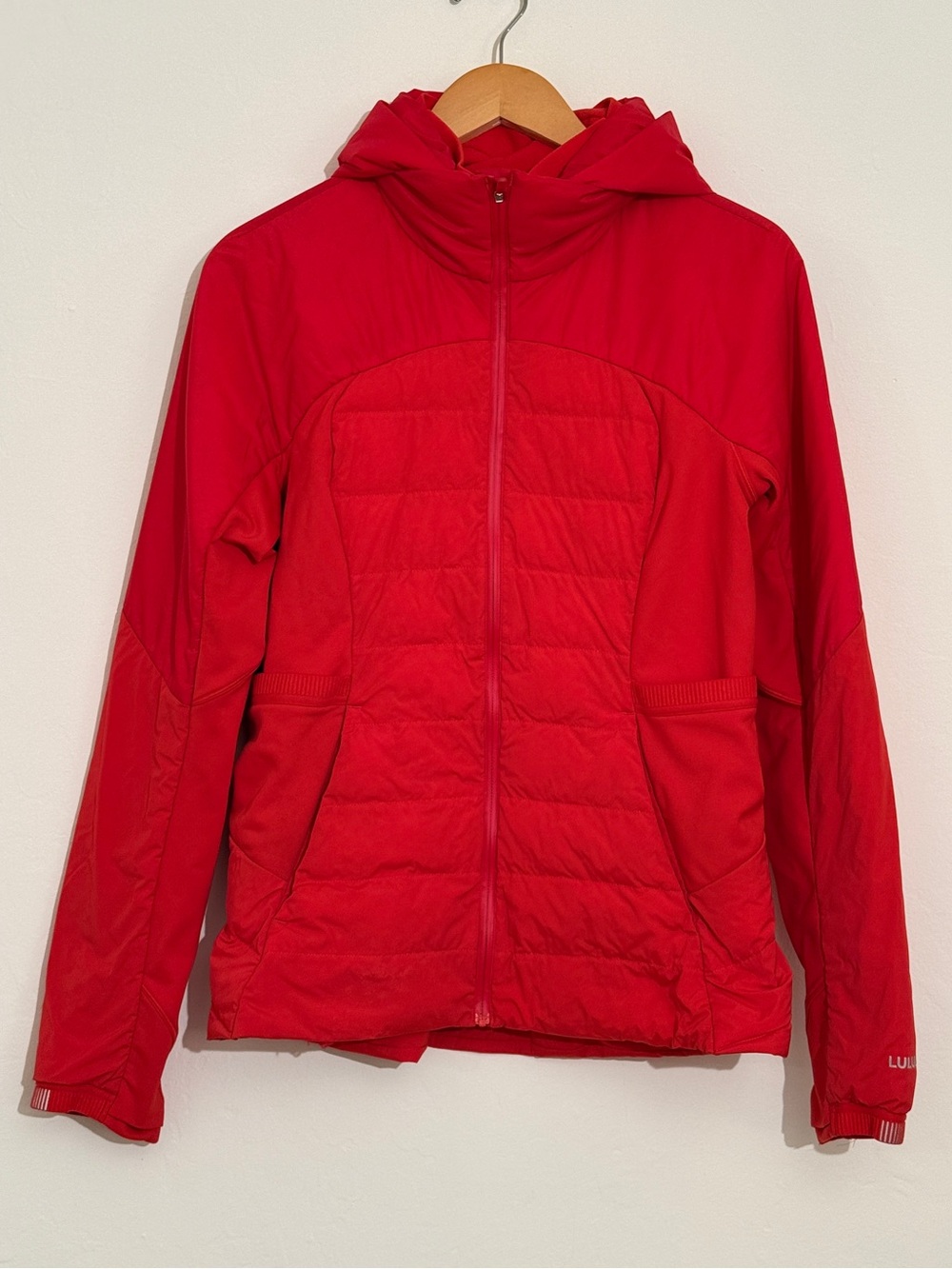 Lululemon Down For It All Jacket Red Size 10 Running Puffer FLAW